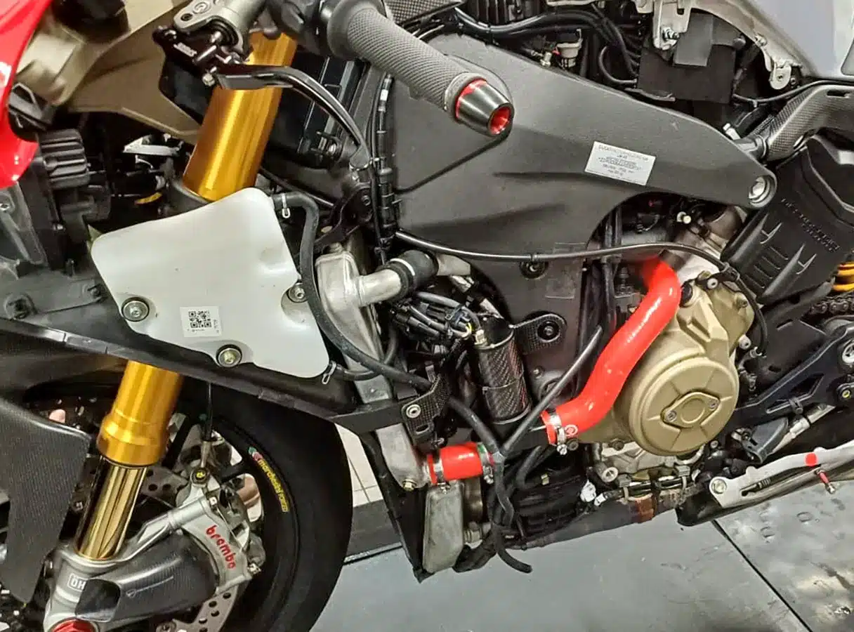 Motorcycle engine cooling kit Ducati Panigale V4 Euro 5